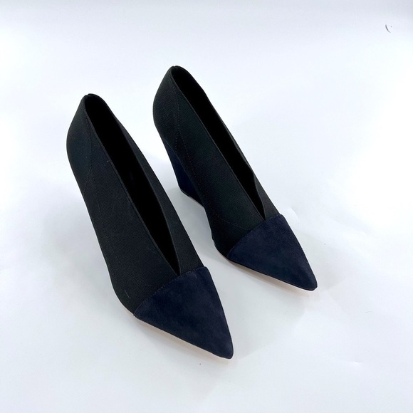 Nine West Valrus Black Navy Point Toe Wedge Pumps Size 7 M - Picture 11 of 12